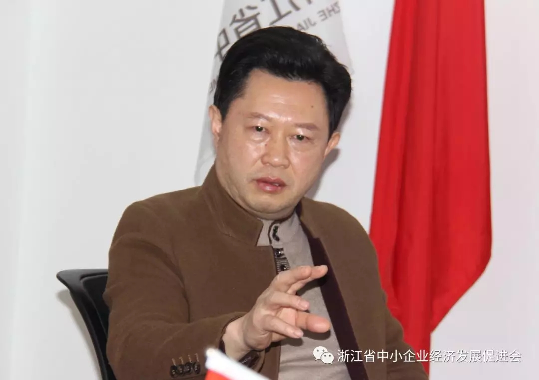 1566279577279616.jpg 640.webp (3).jpg